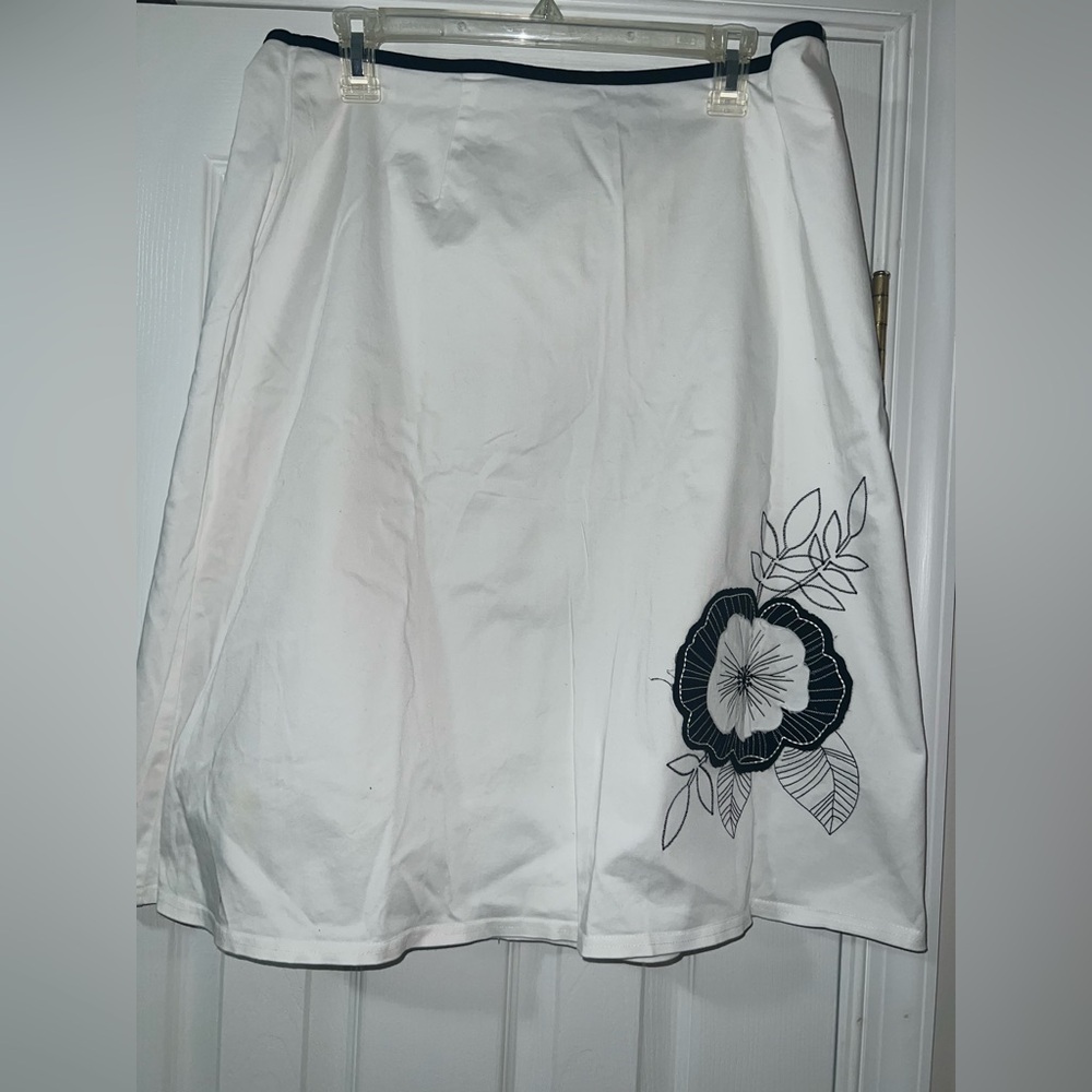 Style & Co. White A-Line Skirt with Black Floral Design